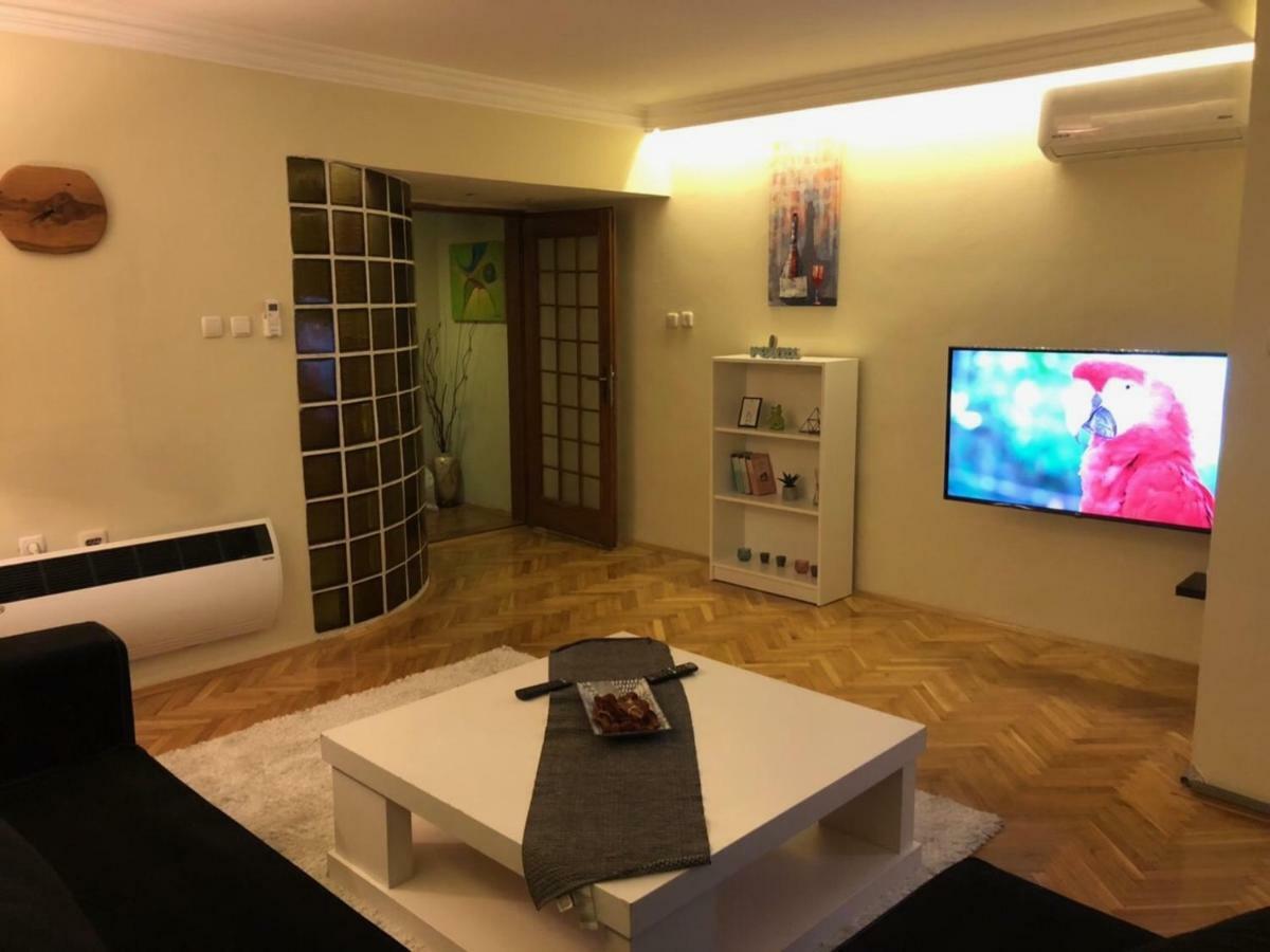 Central Apartment With City View Prizren Exterior foto